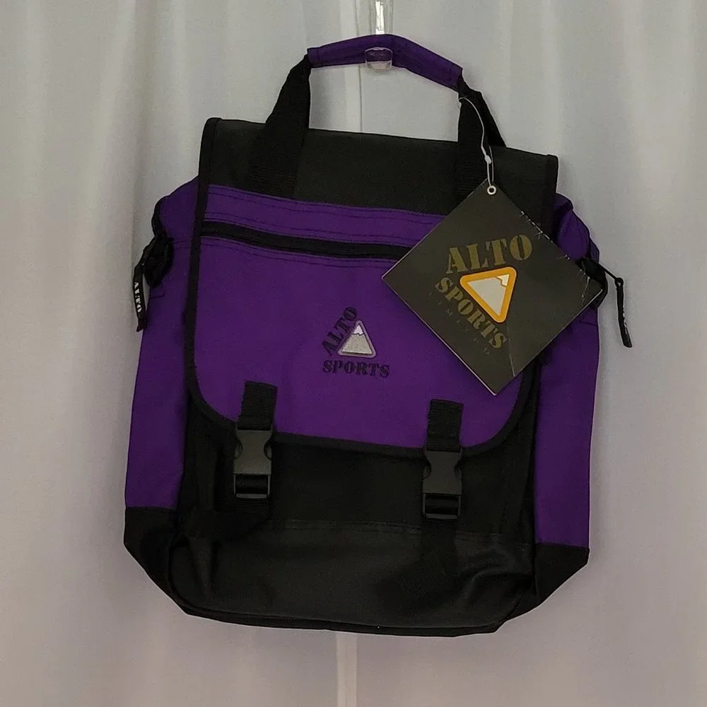 NWT - backpack brief - Unisex - Picture 1 of 9